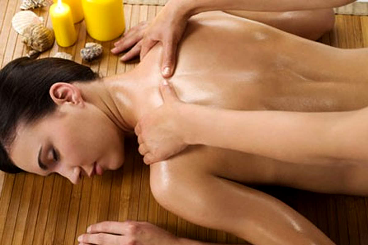 Body to Body Massage with Oil service