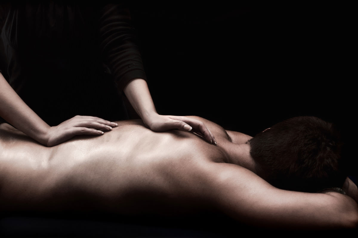 Erotic Lingam Massage service