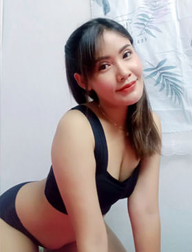 Cake is a lovely, sweet Thai masseuse. She excels in various types of erotic massages.