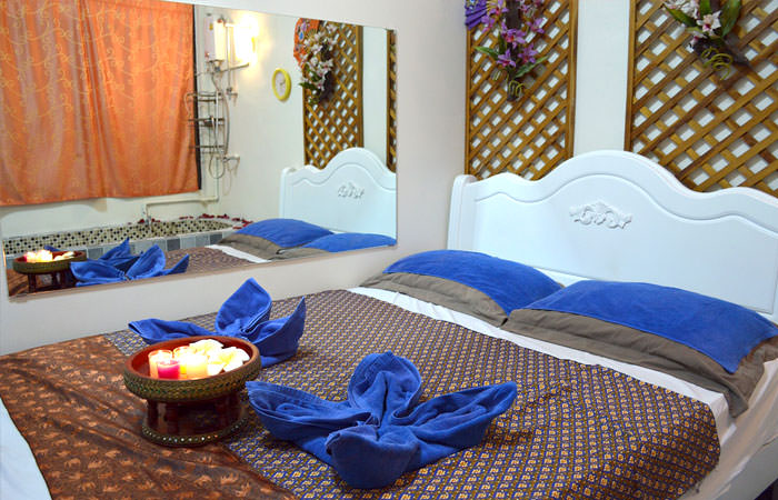 Sala privada con Jacuzzi en Bangkok Passion, Sukhumvit Soi 22
